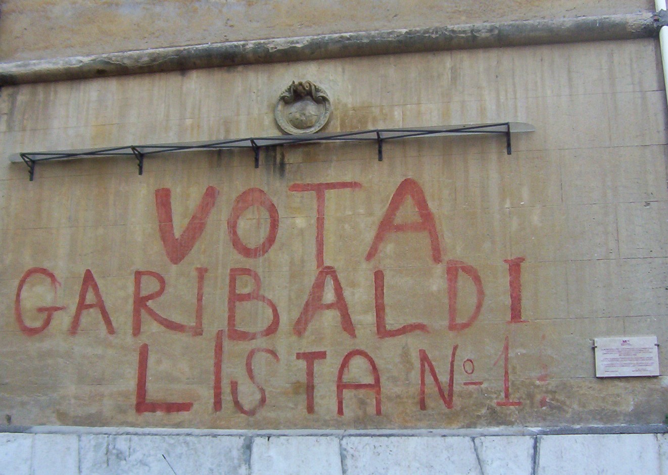 Roma_-_Garbatella_-_Graffito_restaurato_dal_Municipio_-_Fronte_popolare_alle_elezioni_del_18_aprile_1948