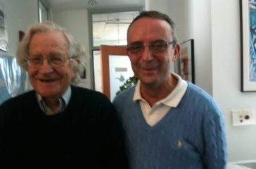 Zucchetti_con_Chomsky-2