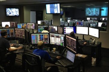 space_center_spacex_control_center_rocket_science_computers_controllers_cape_canaveral_cape_kennedy-893775.jpg!d